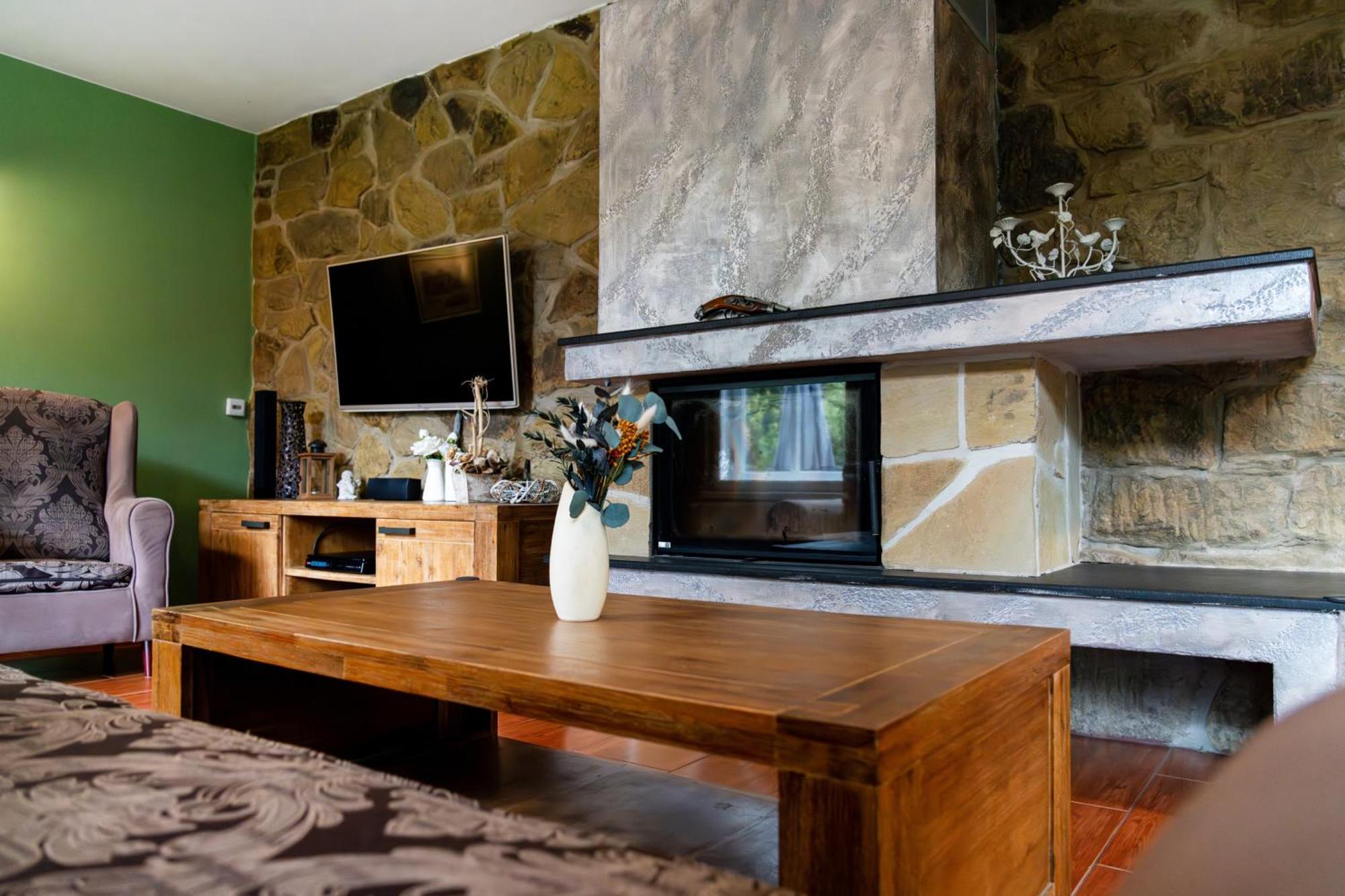 Villa Emausy ลูฮาโชวิตเซอ ภายนอก รูปภาพ