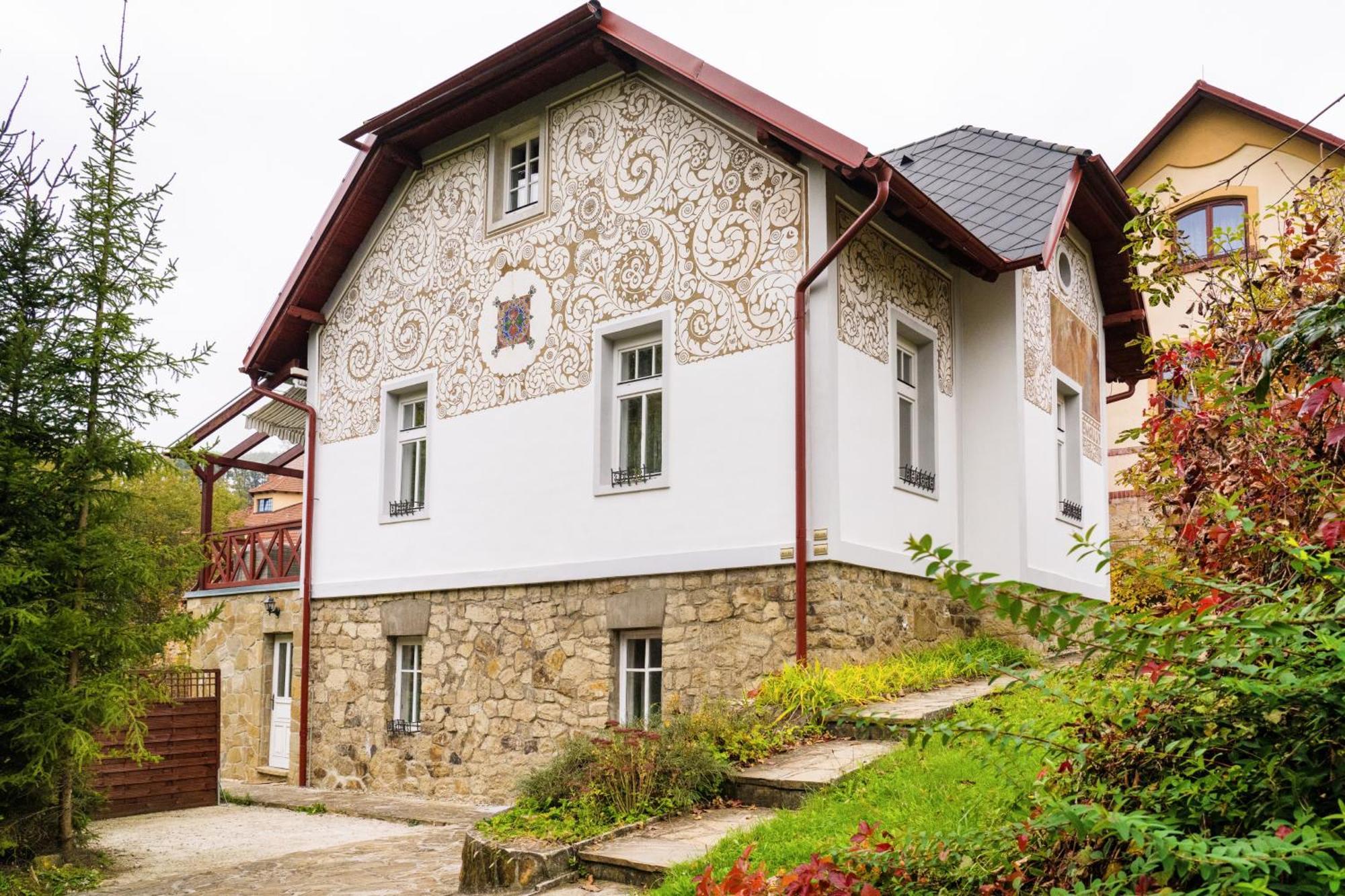 Villa Emausy ลูฮาโชวิตเซอ ภายนอก รูปภาพ
